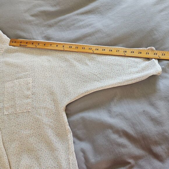 Quiksilver Women Button up Blouse Sz L Semi Sheer Raglan 3/4" Sleeve Polka Dots - Picture 7 of 16